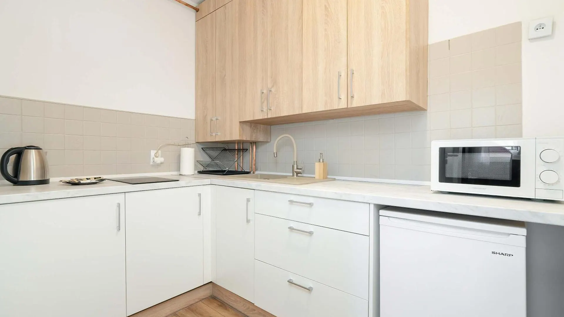 Wyjatkowe Jasne Studio W Centrum Poznania By Noclegi Renters Lejlighed